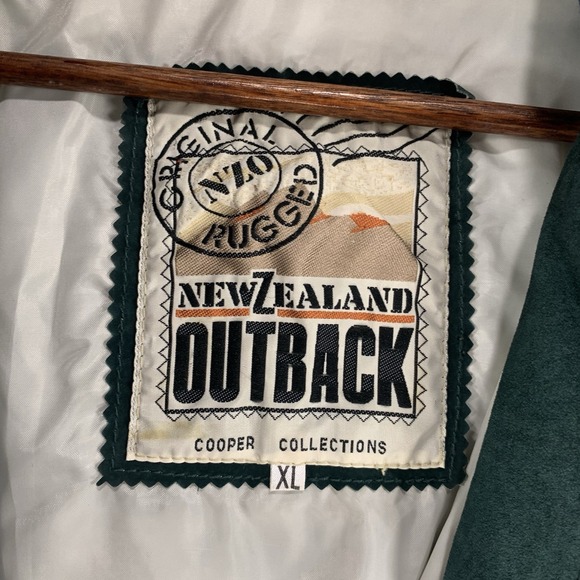 Original Rugged New Zealand Outback Varsity Jacket XL Leather VTG Green *Stains* - Picture 4 of 7